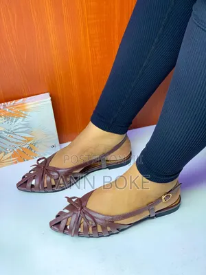 High Quality Sandals  
5 Colors 
size 37_42 
