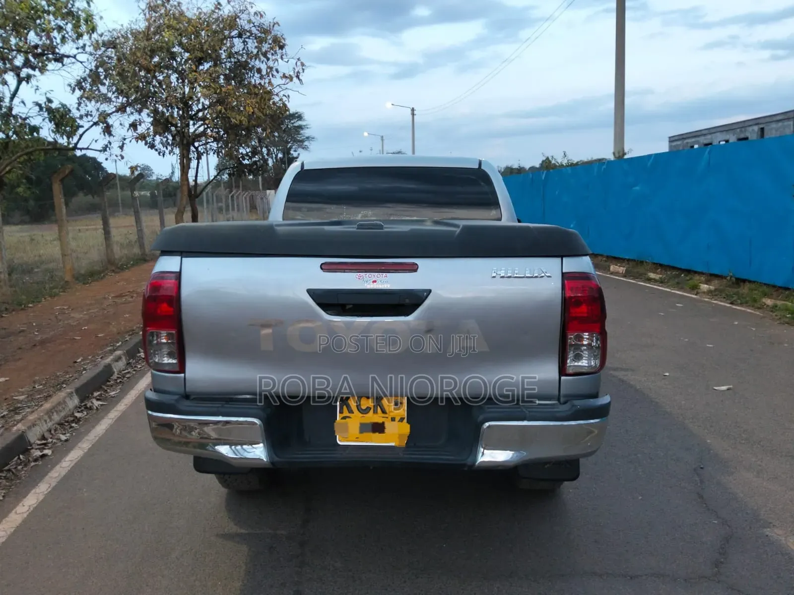 Toyota Hilux Revo Double Cab Deisel 2.4 RWD 2017 Silver