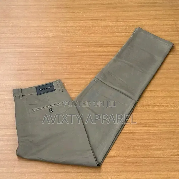 Break Rules Soft Khaki