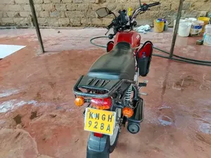 TVS HLX 125 2025 Red