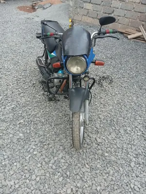 Honda CB 2016 Blue
