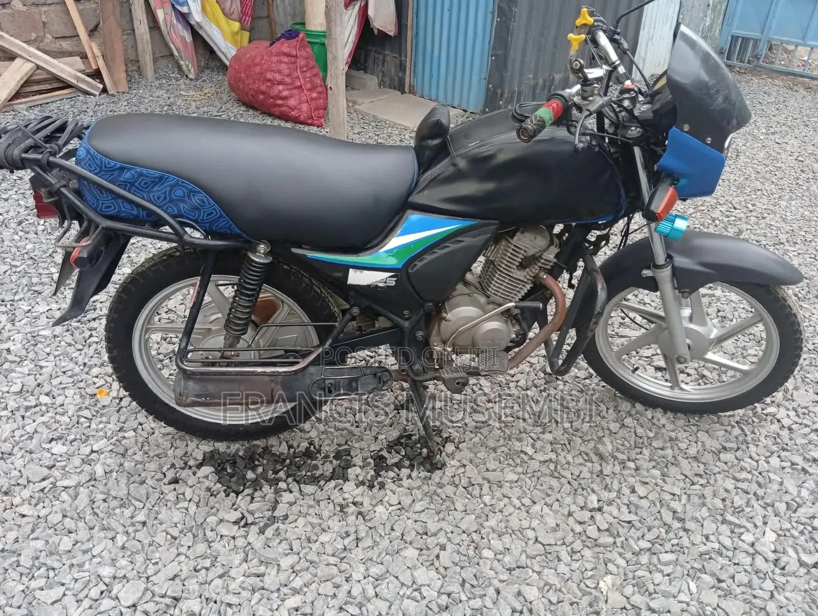 Honda CB 2016 Blue