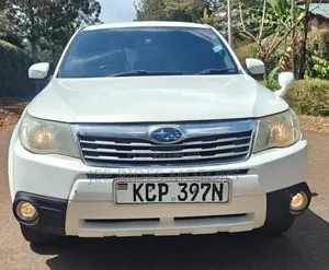 Subaru Forester 2014 Off white