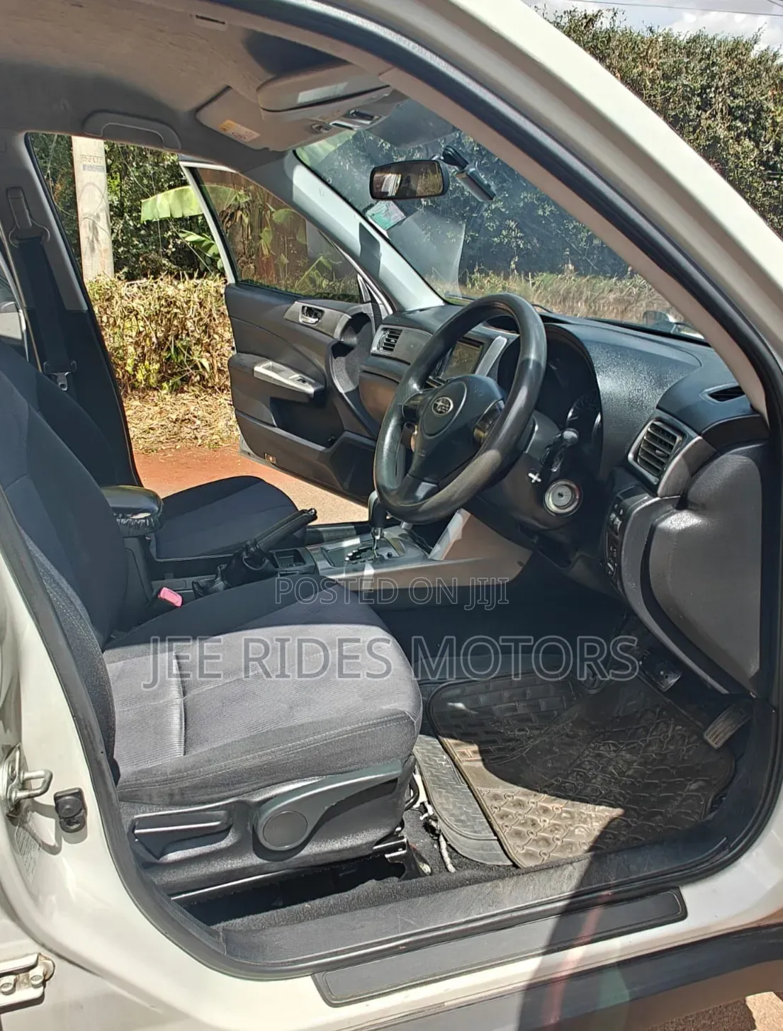 Subaru Forester 2014 Off white