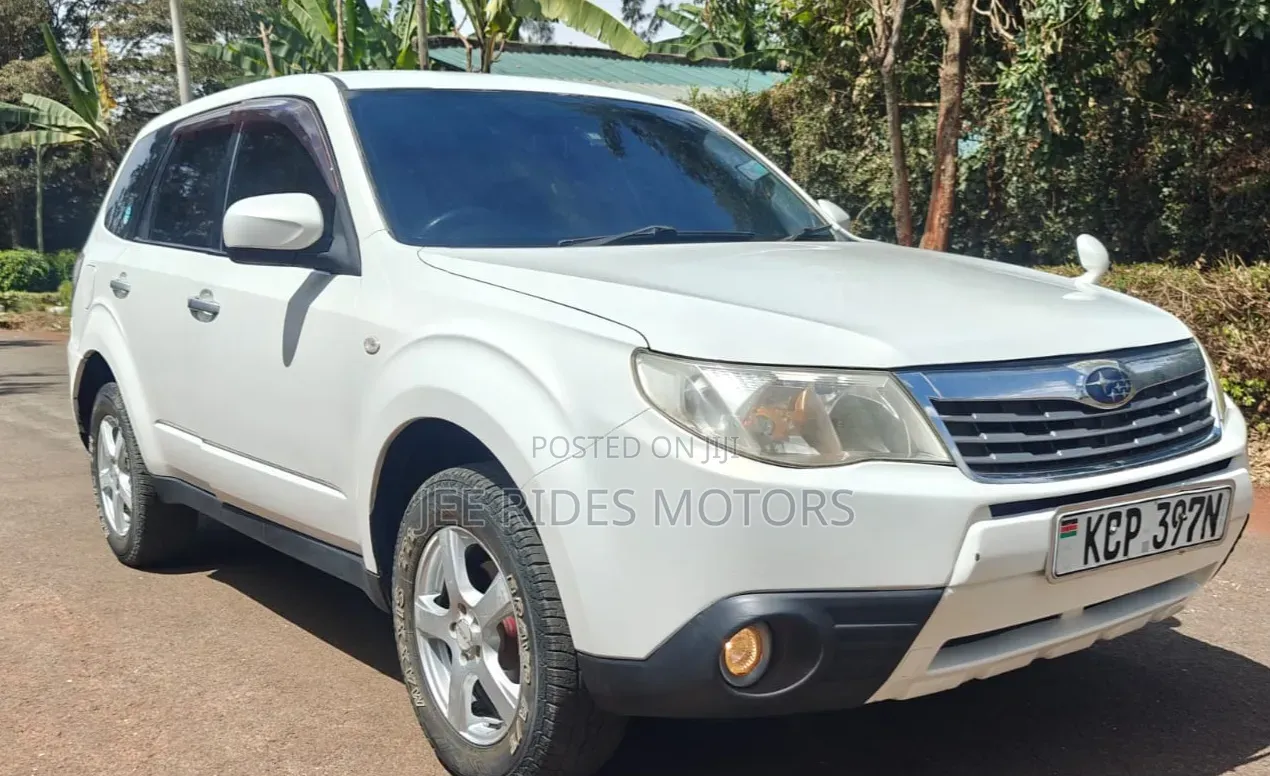 Subaru Forester 2014 Off white