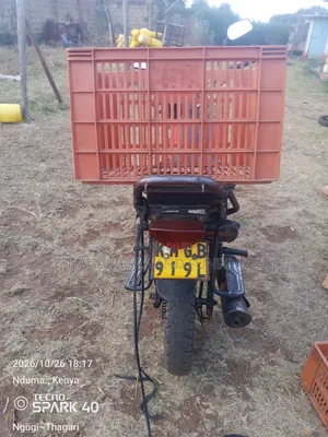 Bajaj Boxer 150 UG 2023 Red