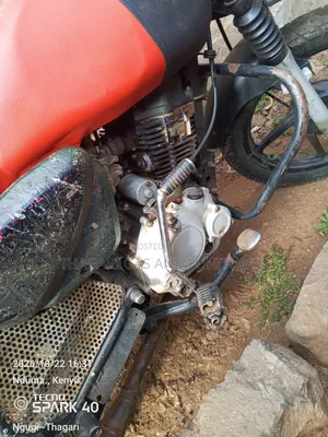 Bajaj Boxer 150 UG 2023 Red