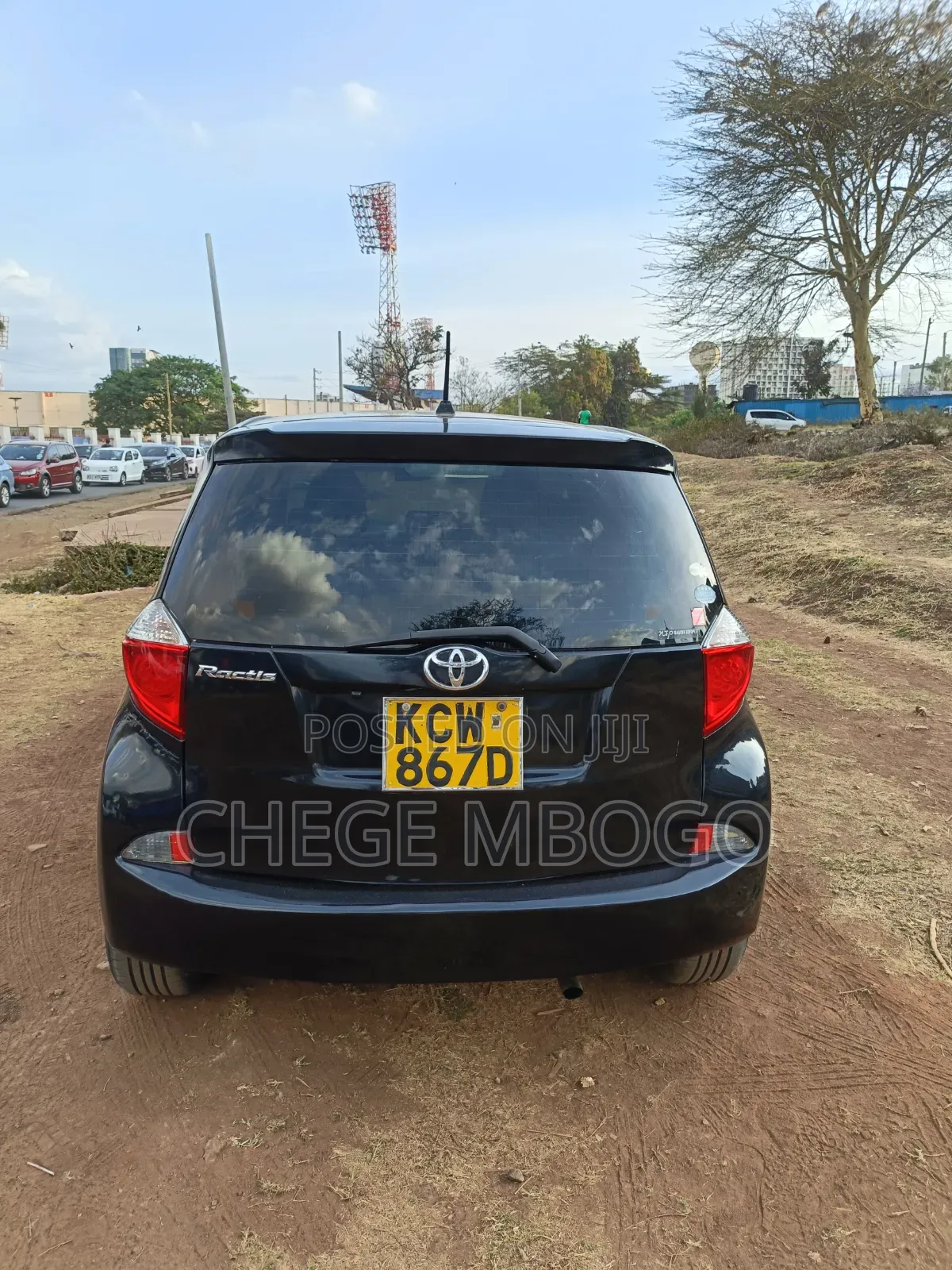 Toyota Ractis 2012 Black