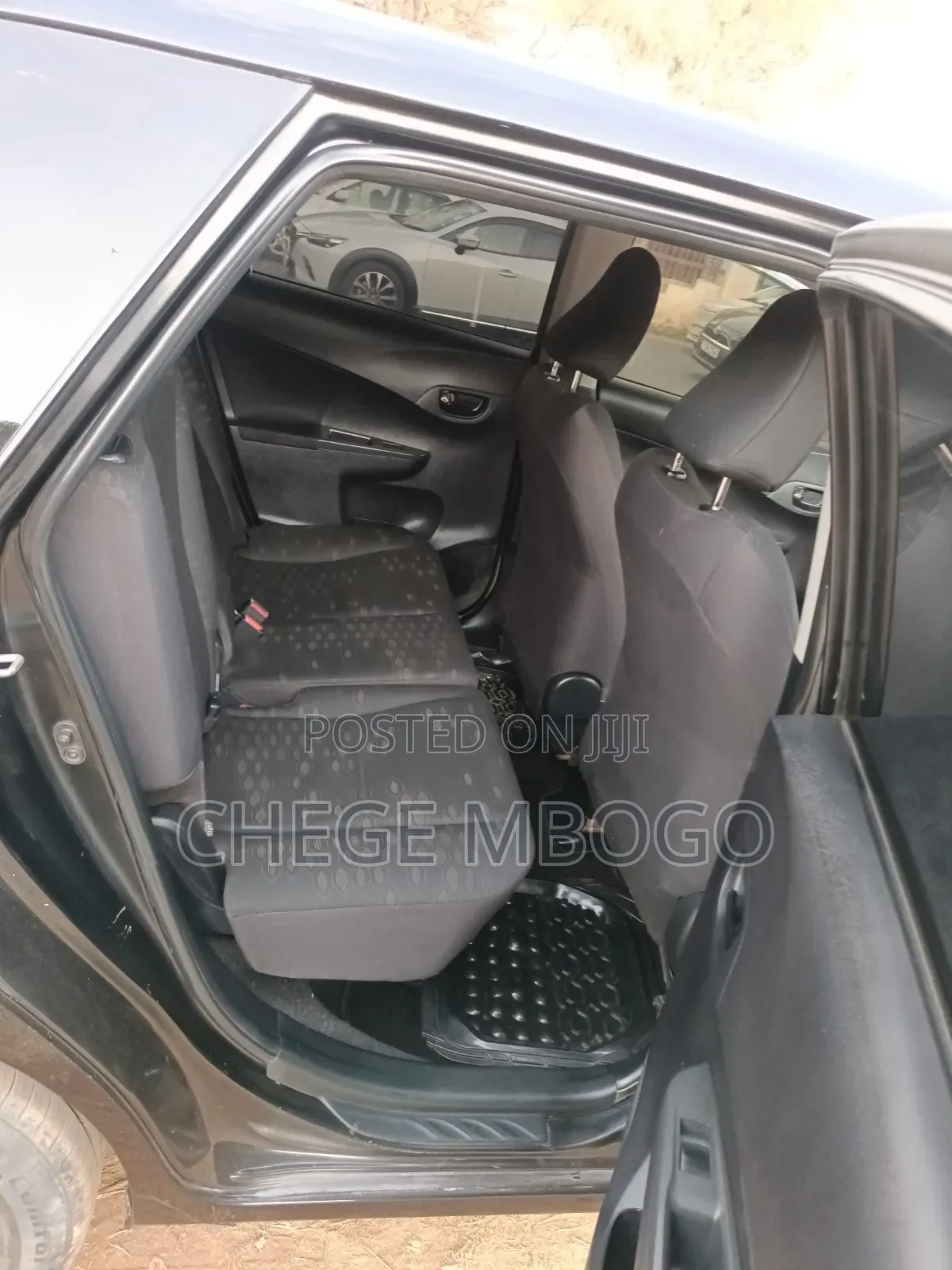 Toyota Ractis 2012 Black