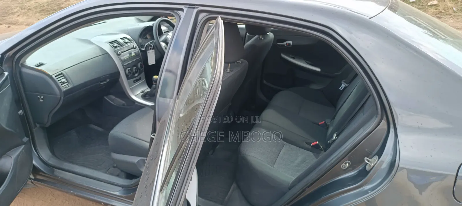 Toyota Corolla 2012 Gray