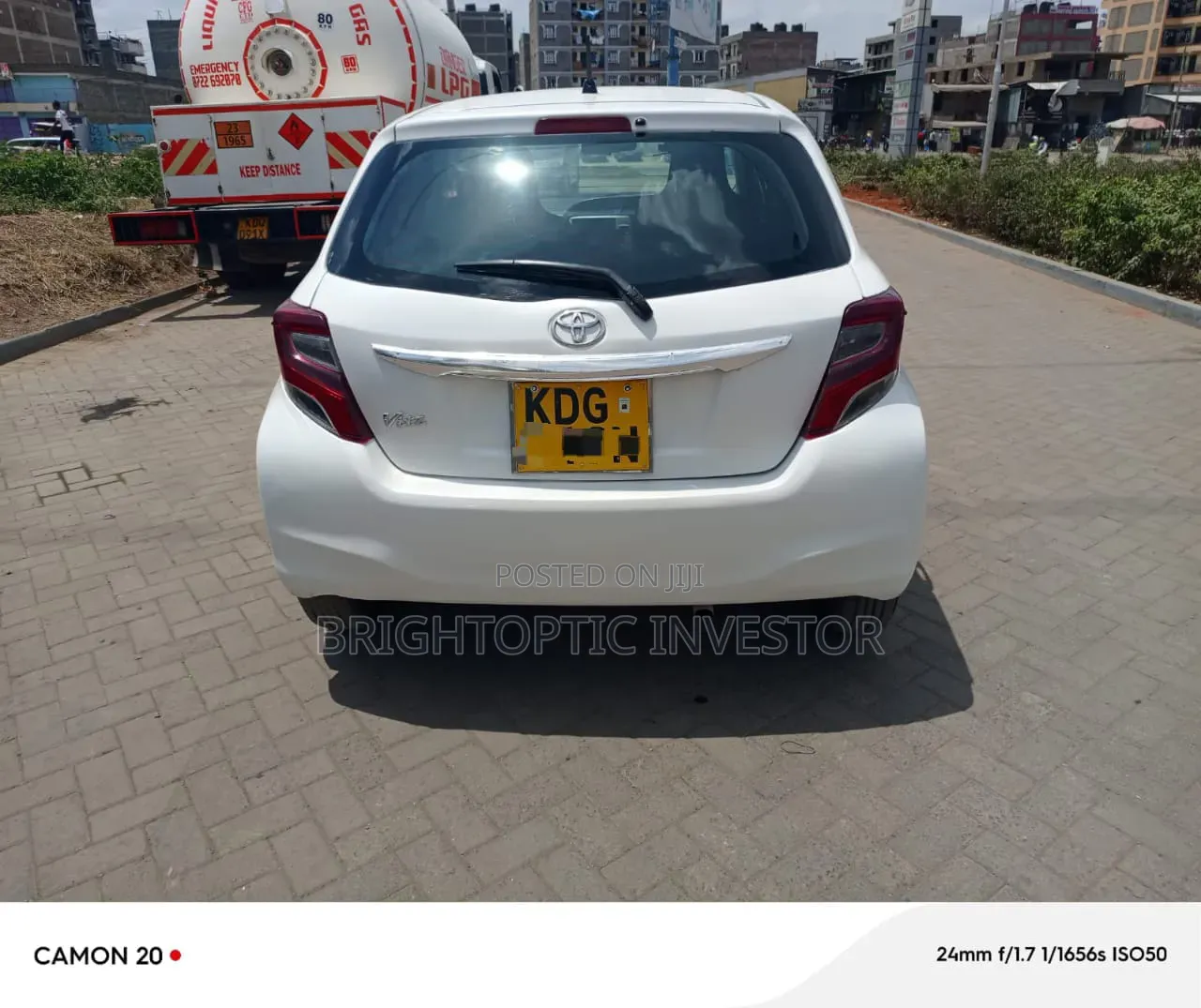 Toyota Vitz 2015 White