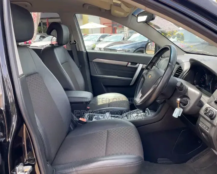 Chevrolet Captiva 2018 Black