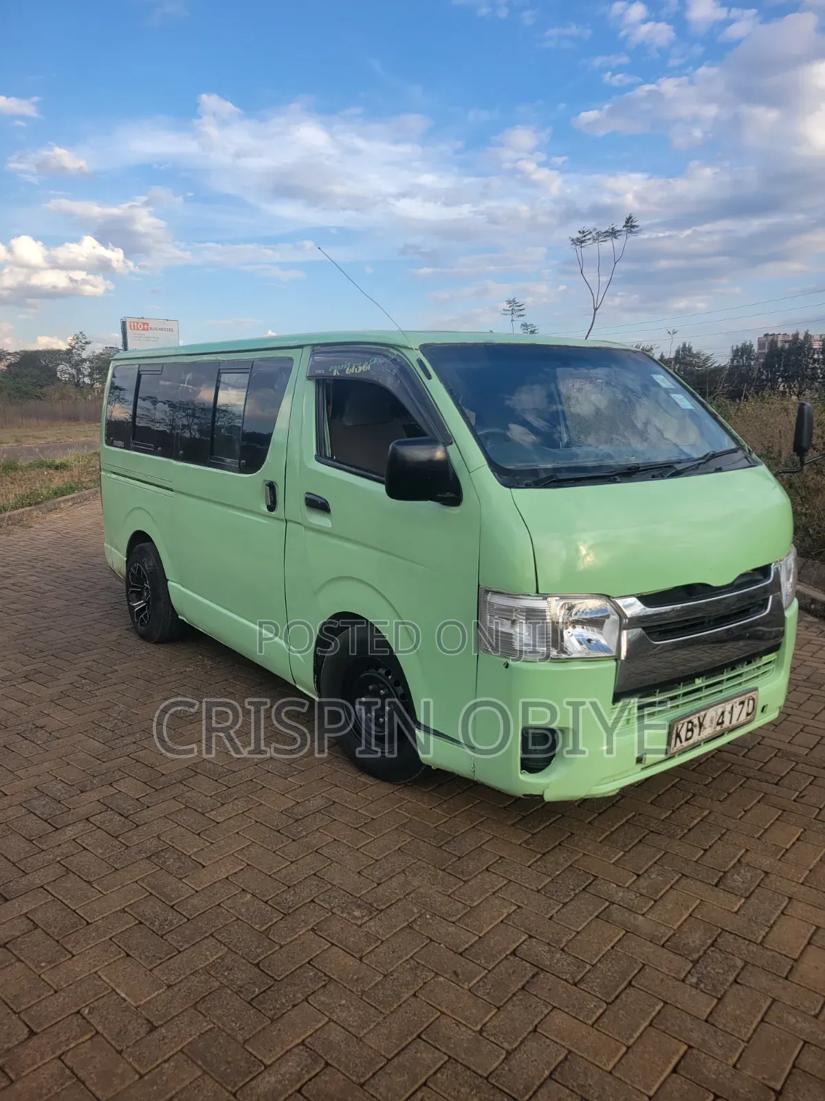Toyota HiAce 2009 Green