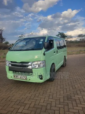 Toyota HiAce 2009 Green