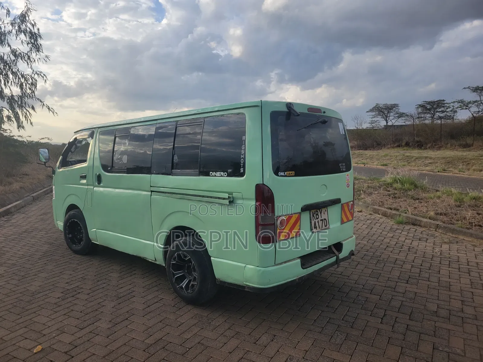 Toyota HiAce 2009 Green