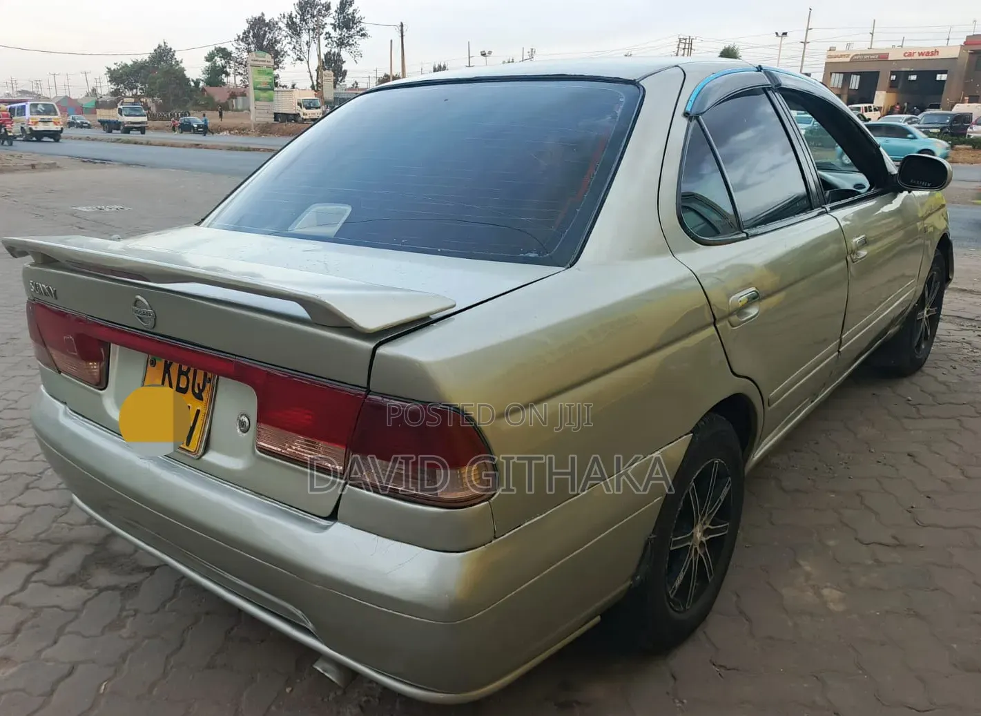 Nissan Sunny 2005 Silver