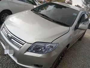 Toyota Axio 2012 Silver