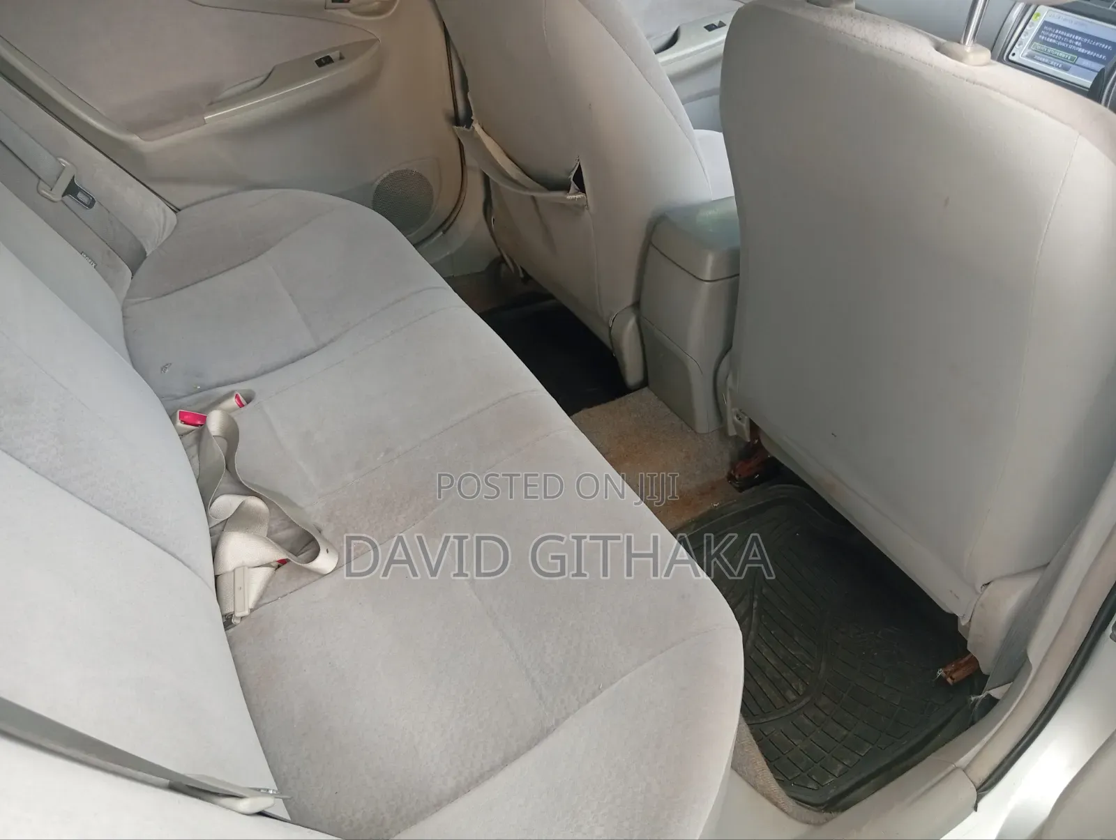 Toyota Axio 2012 Silver
