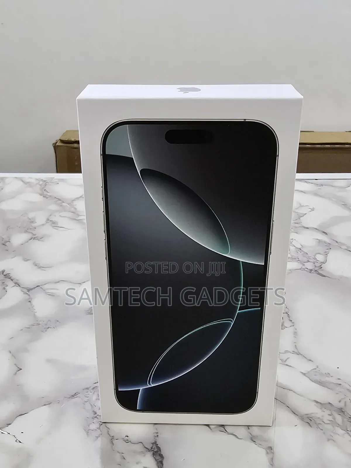 New Apple iPhone 16 Pro Max 256 GB White