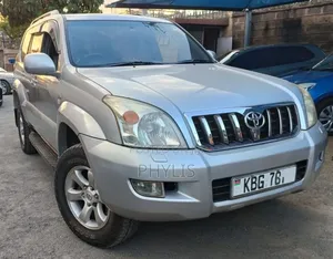 Toyota Land Cruiser Prado 2004 Silver