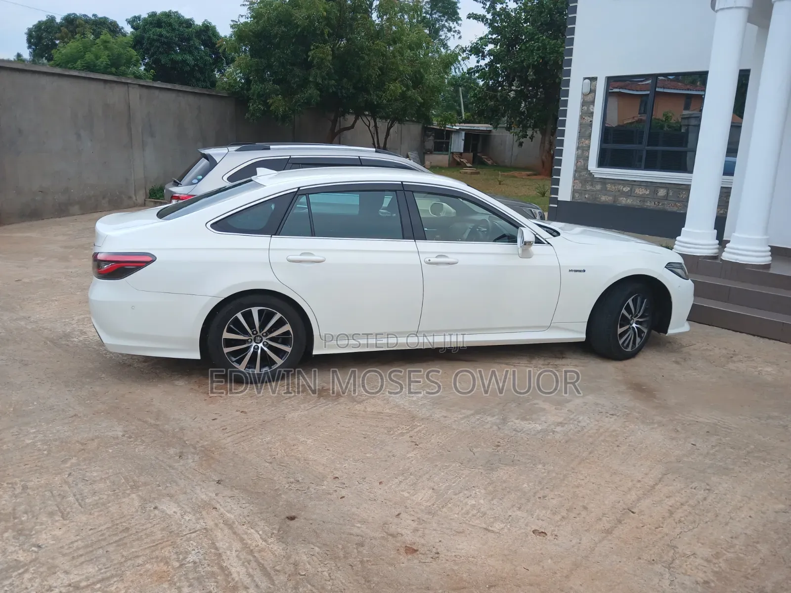 Toyota Crown 2018 Beige