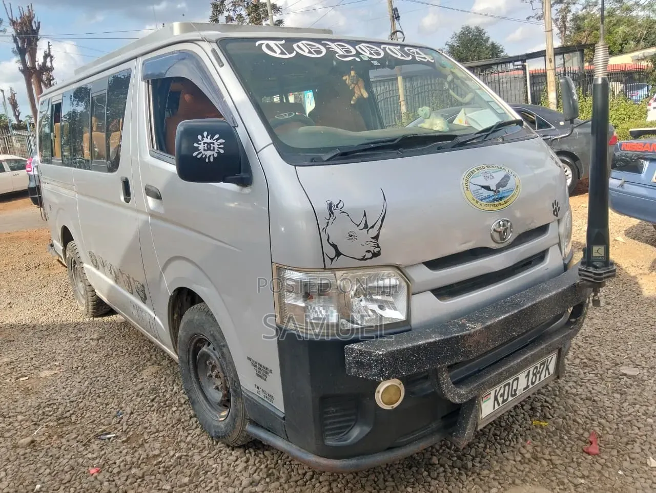 Toyota HiAce 2017 Silver