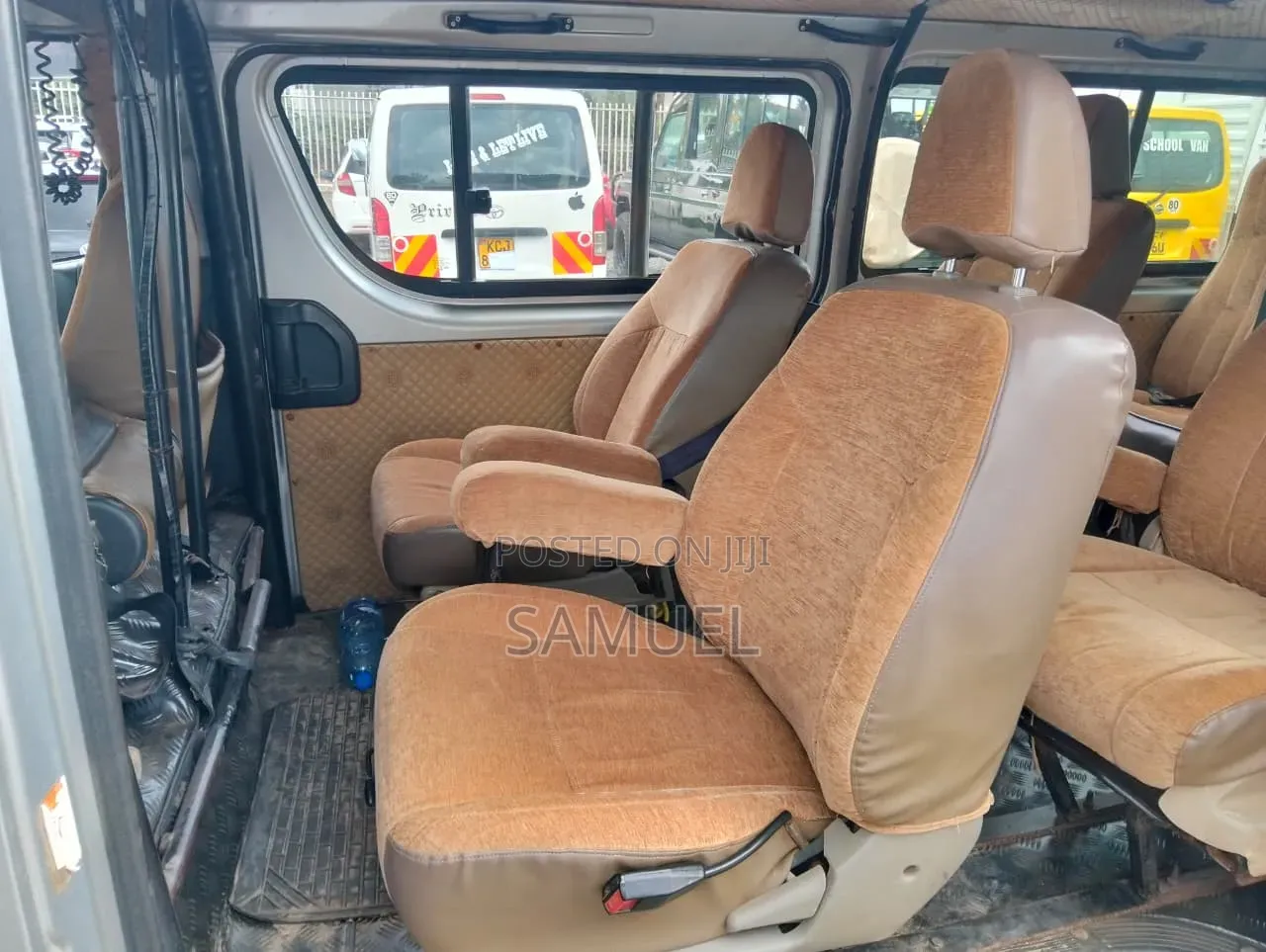 Toyota HiAce 2017 Silver