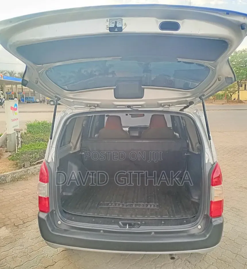 Toyota Succeed 2019 Silver