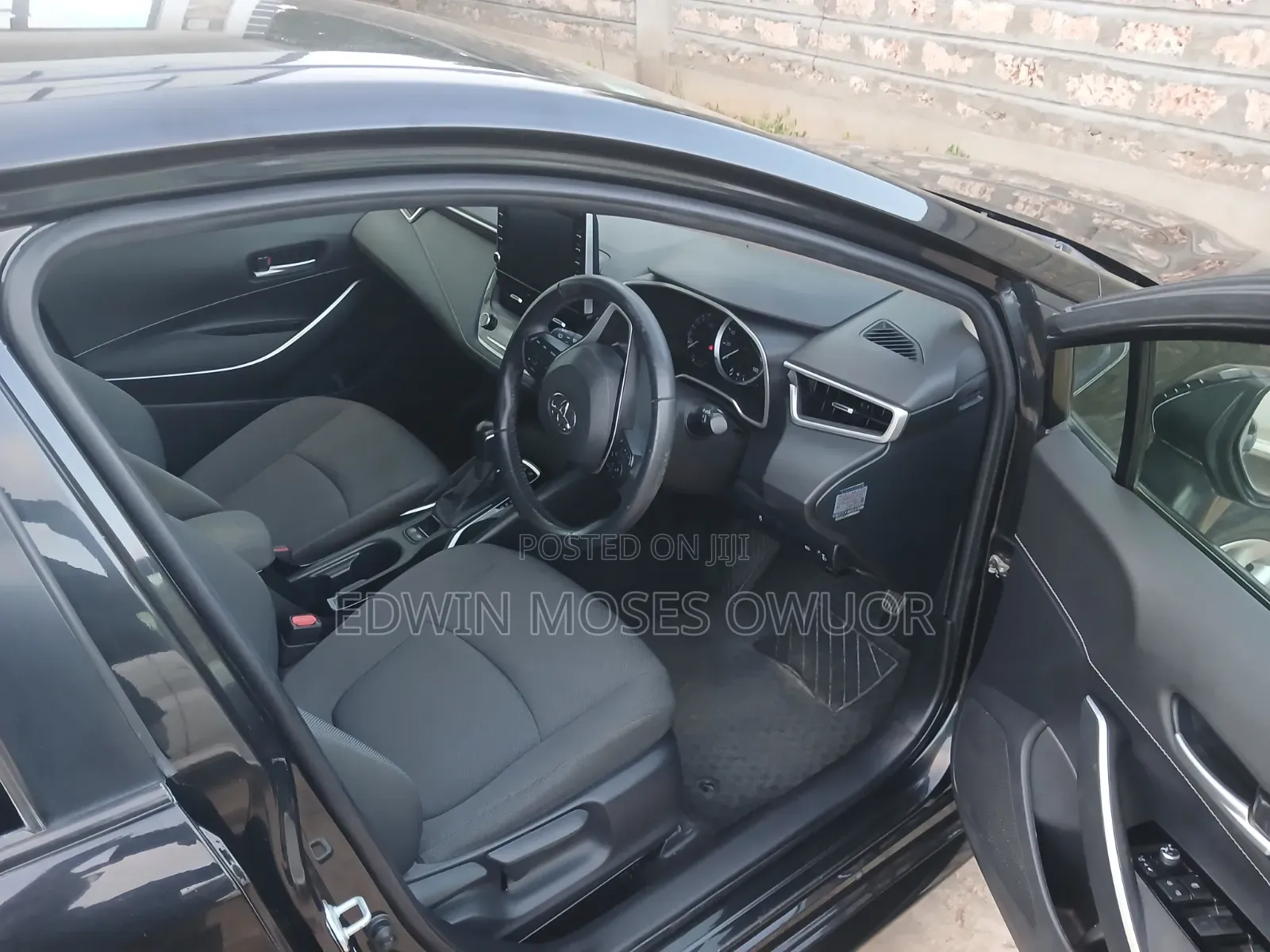 Toyota Corolla Touring 2019 Black