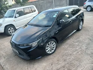 Toyota Corolla Touring 2019 Black