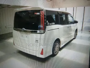 Toyota Noah 2020 Pearl