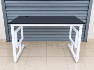 G Stand Table 