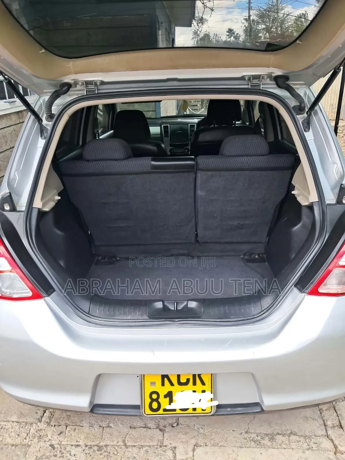 Nissan Tiida 2011 Gray
