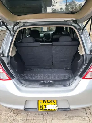 Nissan Tiida 2011 Gray