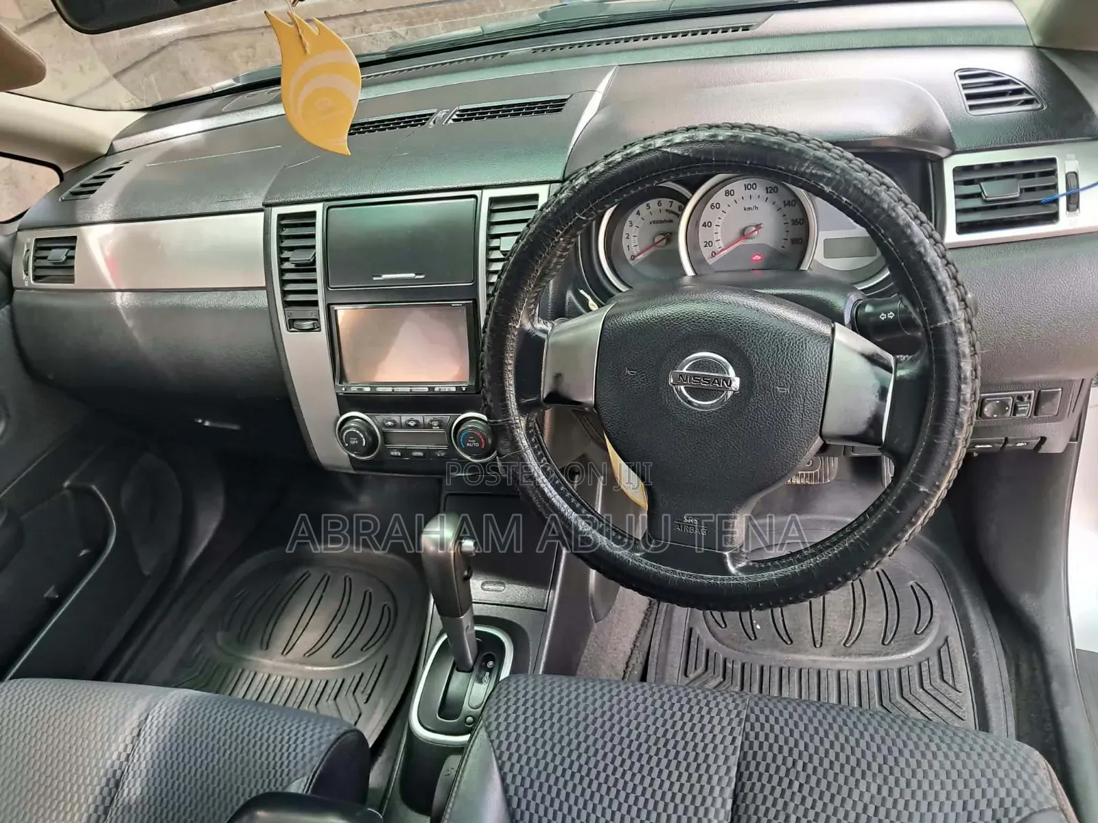 Nissan Tiida 2011 Gray