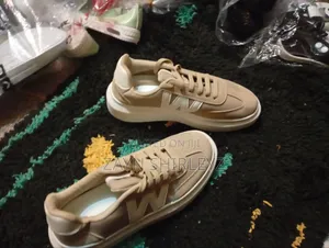 Shoe Collection Empire