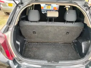 Toyota Vitz 2012 Black