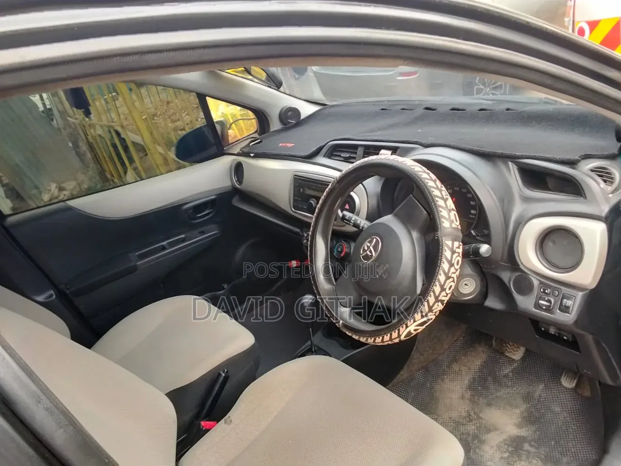 Toyota Vitz 2012 Black