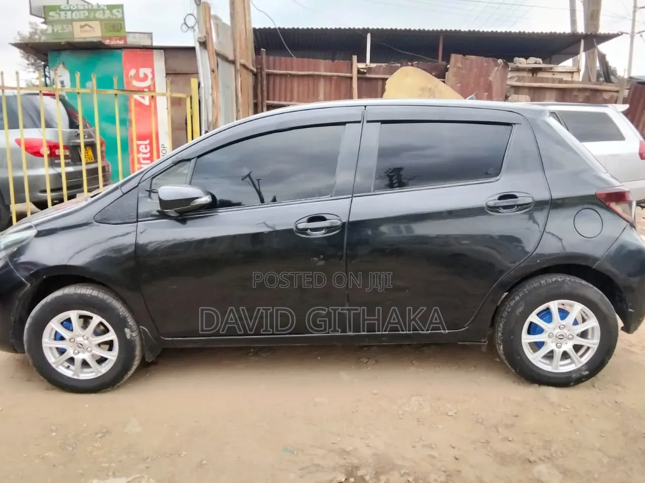 Toyota Vitz 2012 Black