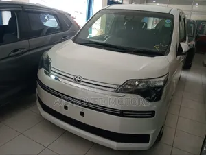 Toyota Spade 2019 White