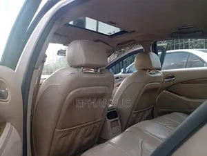 Jaguar S-Type 3.0L V6 2001 Gold