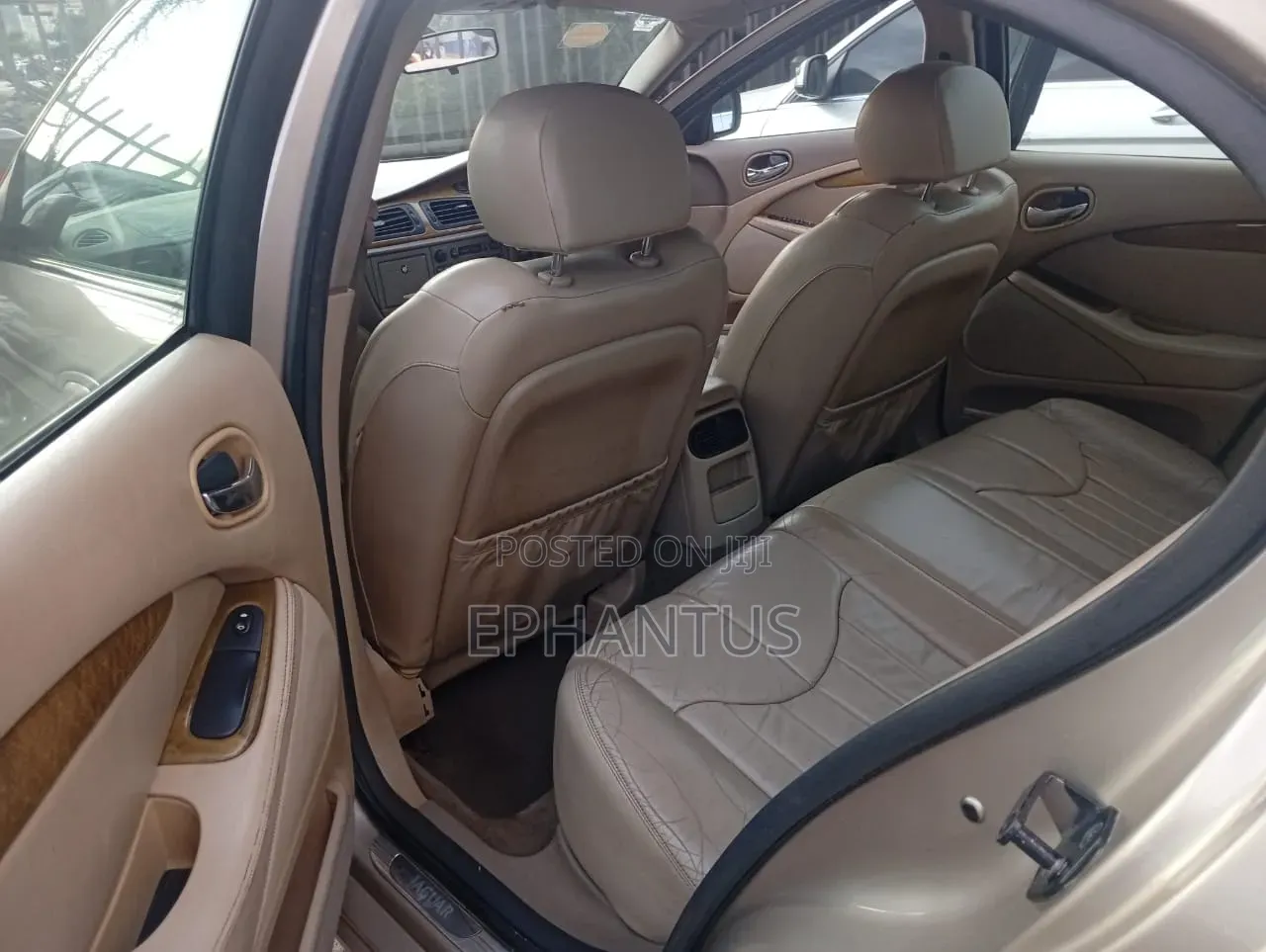 Jaguar S-Type 3.0L V6 2001 Gold