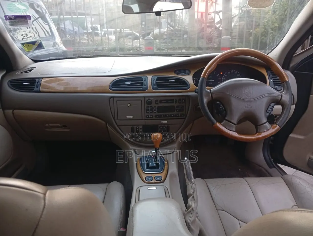 Jaguar S-Type 3.0L V6 2001 Gold