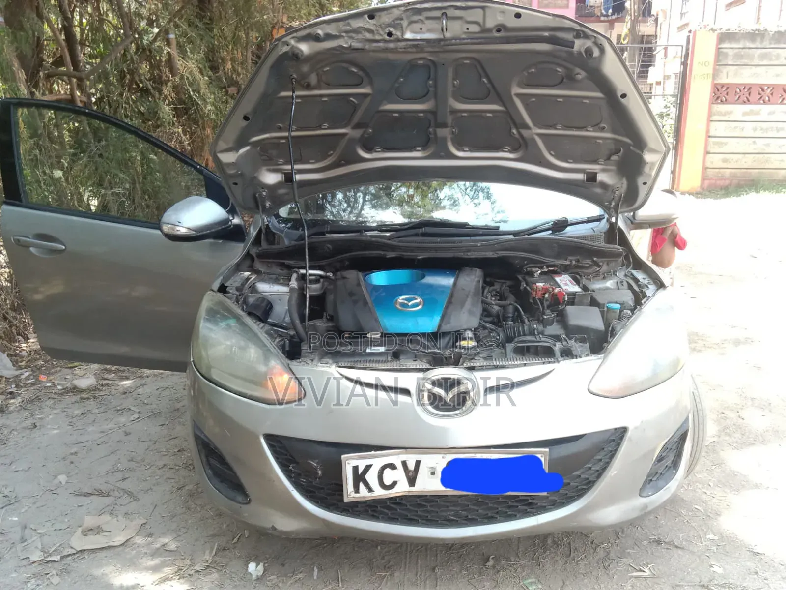 Mazda Demio 2012 Gray