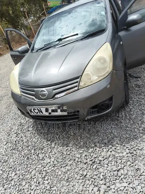 Nissan Note 2010 Silver