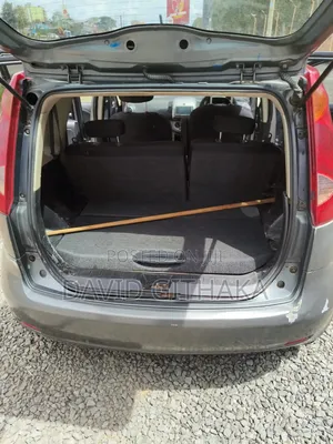 Nissan Note 2010 Silver