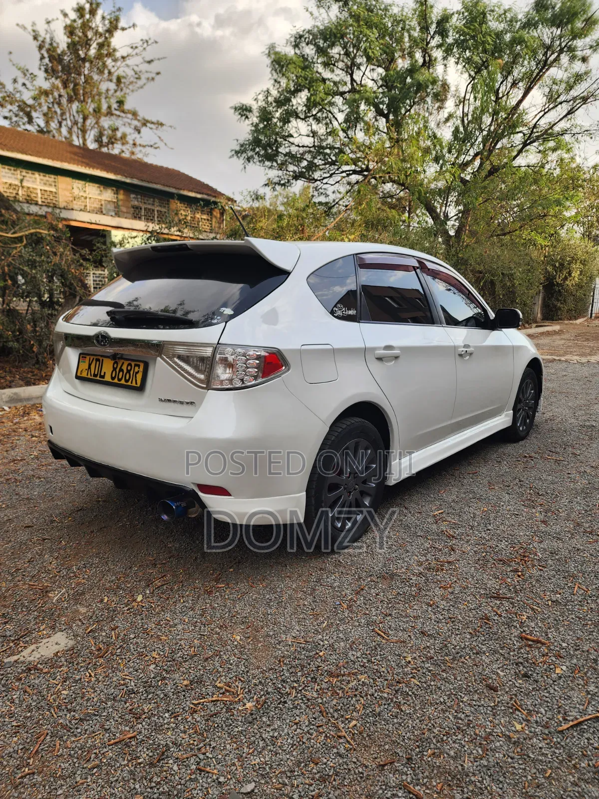 Subaru Impreza 2.0 2011 White