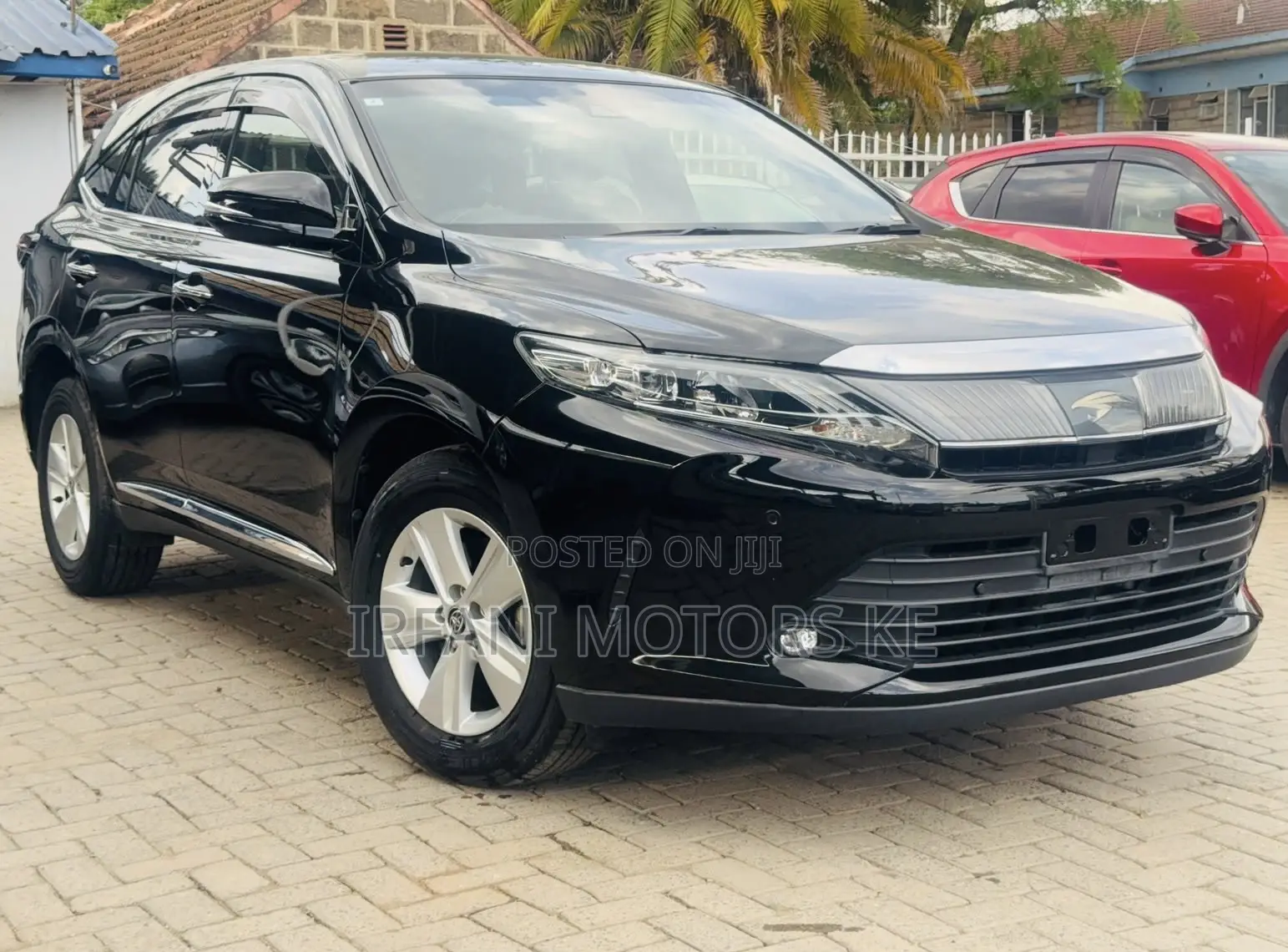 Toyota Harrier 2.0 2020 Matt Black