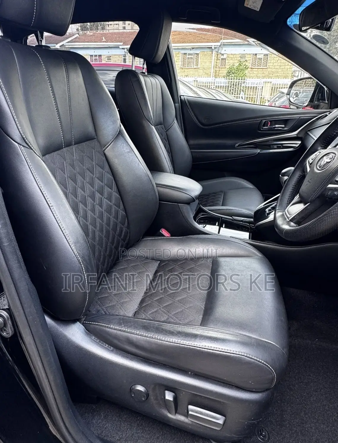 Toyota Harrier 2.0 2020 Matt Black