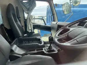 Fuso Long Chase